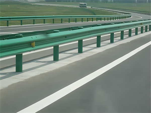 白沙波形梁护栏在高速公路的应用